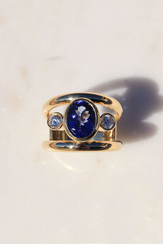 Rubset Tanzanite & Diamond Ring
