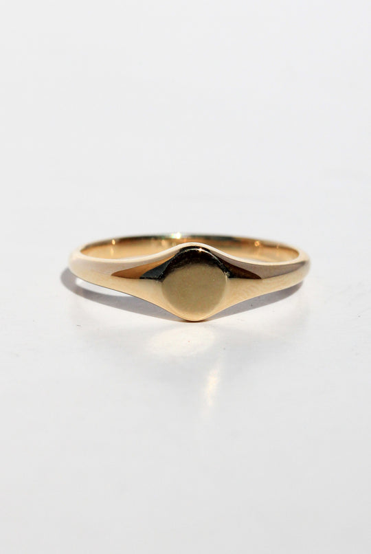 9ct Yellow Gold Mini Signet Ring