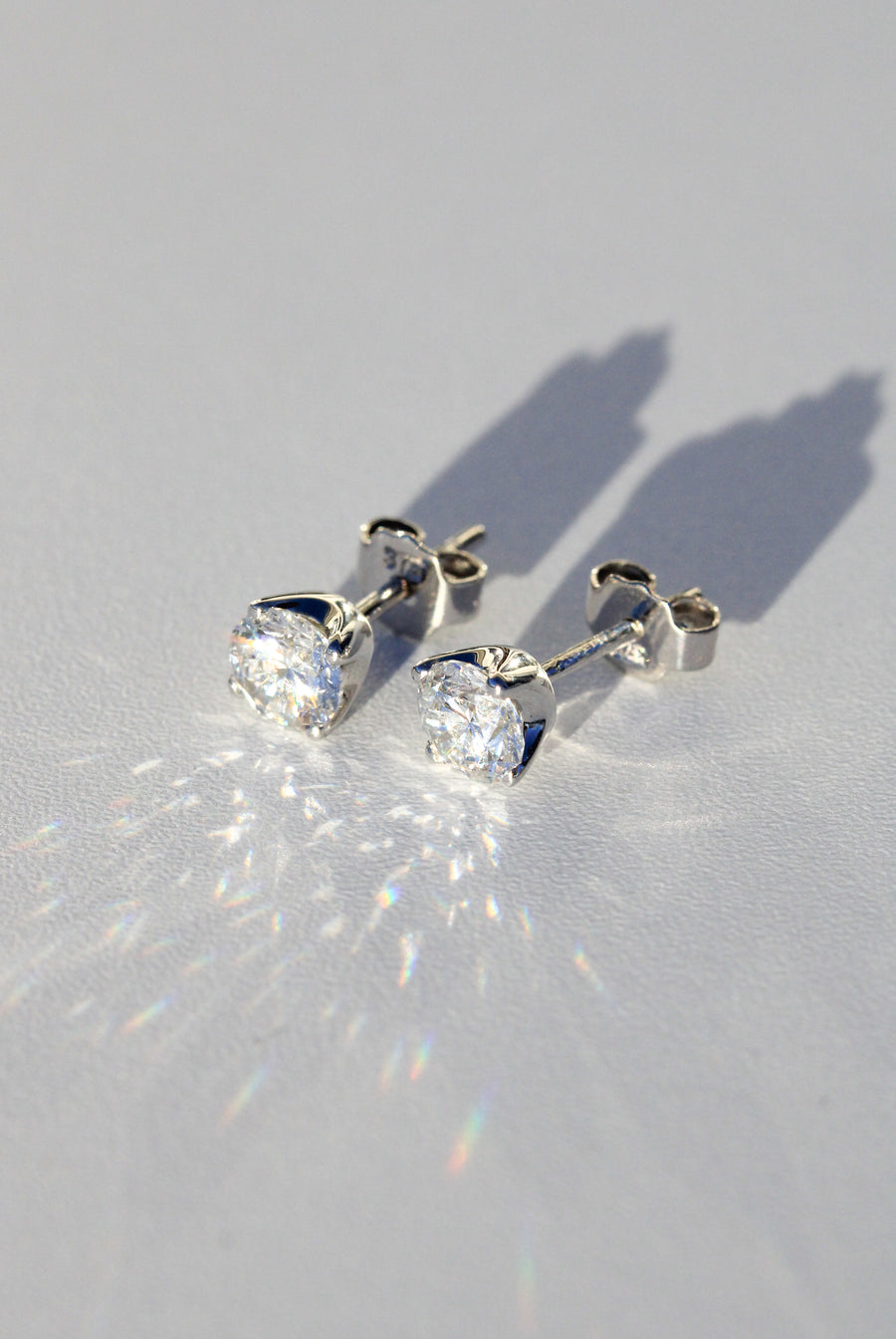 Lab-grown 1.00ct diamond studs