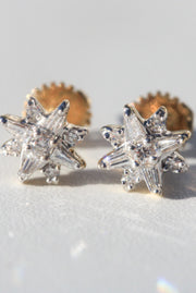 Lab-grown Star Cluster Studs