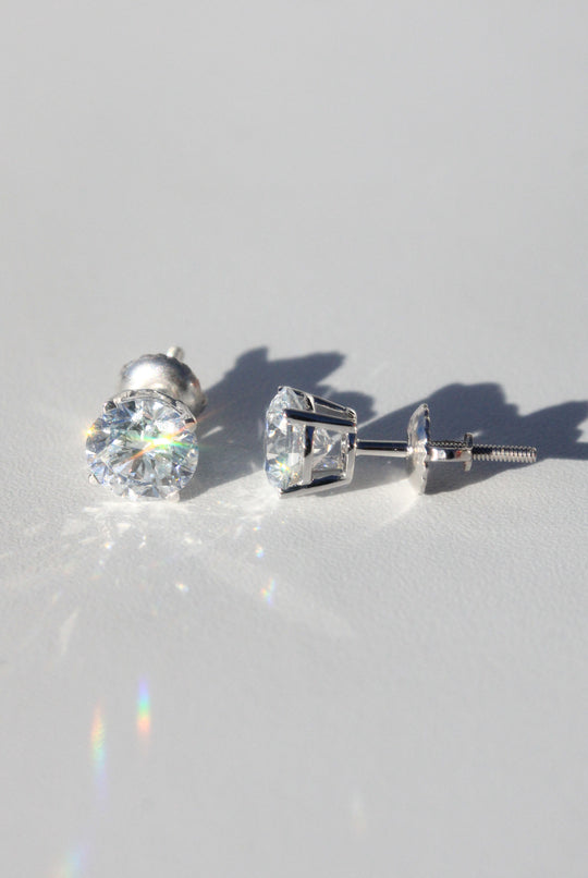 Lab-grown 2.00ct diamond studs