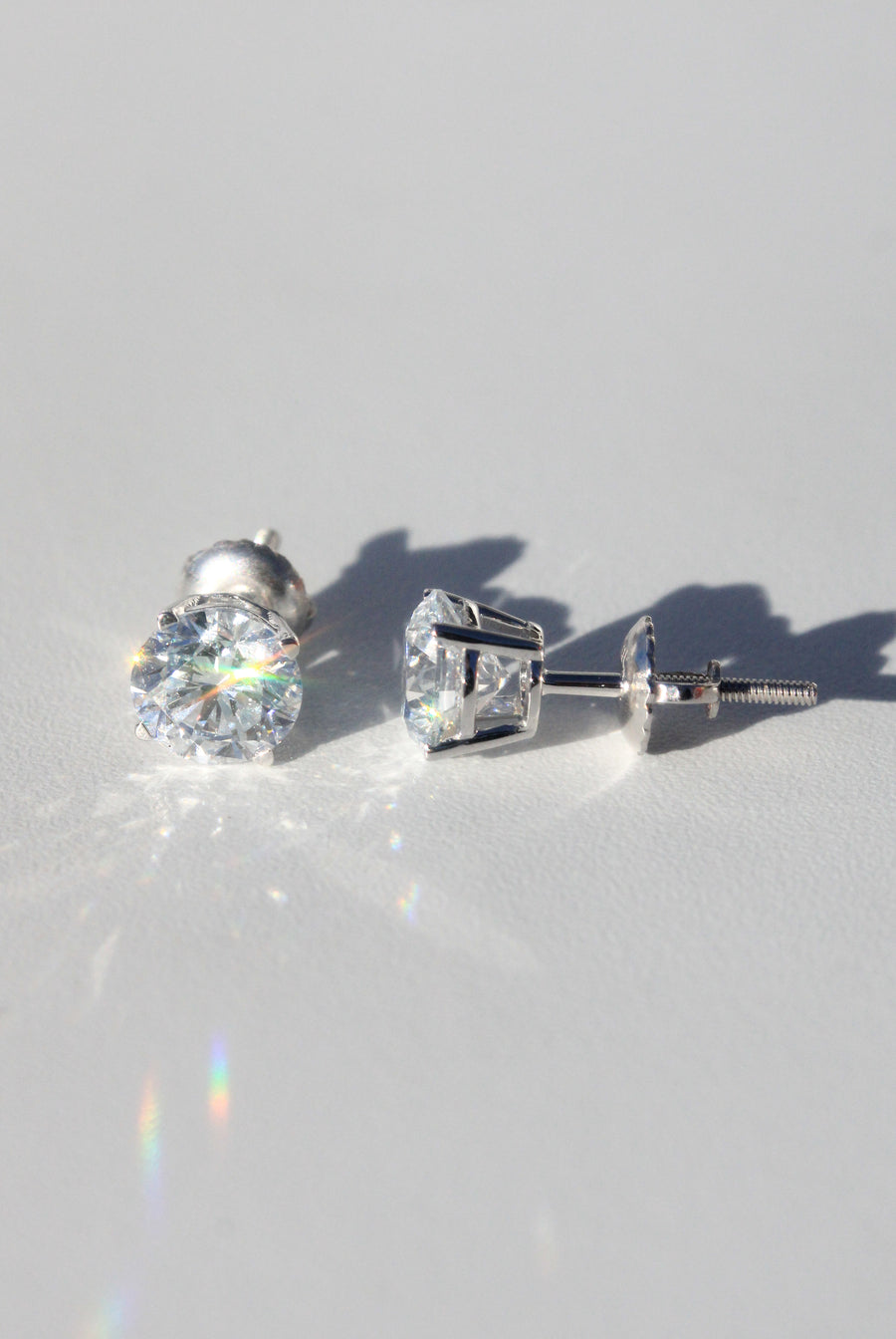 Lab-grown 2.00ct diamond studs