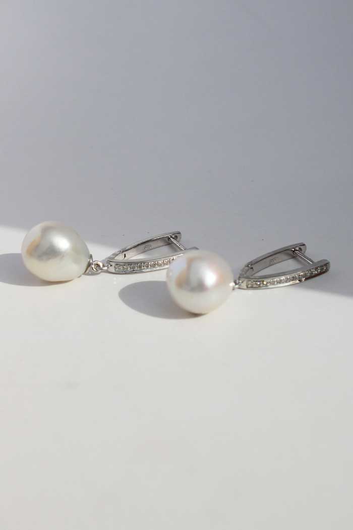 9ct White Gold Diamond Pearl Earrings
